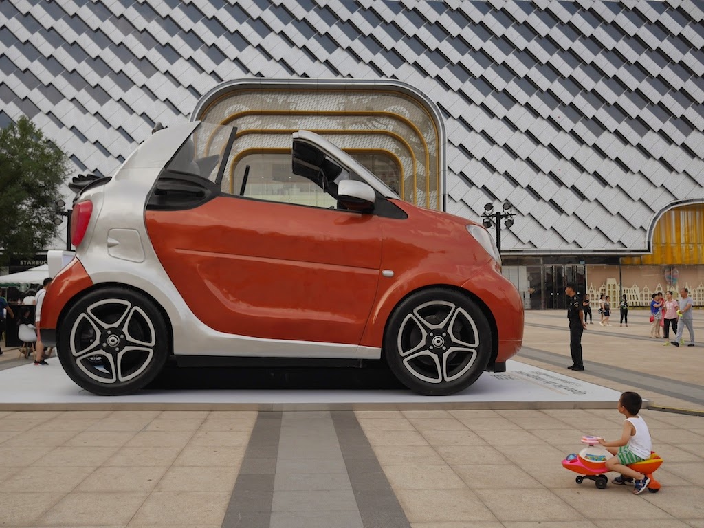 Thinking Big Small - Isidor's Fugue Smart TV deals Black Friday USA