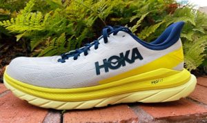 Hoka Clifton 9 Testing Maximum Cushioning for Walking