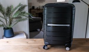 Samsonite Freeform Expandable Hardside Luggage for Long Haul Flights