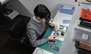 Repair Gadget Benefits for Sustainability and Savings