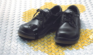 Safety Sneaker Shoes A Must-have For Every Worker Safety Sneaker Shoes A Must-have For Every Worker